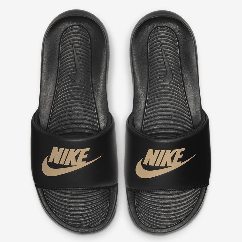 Nike Victori One Men's Slides Black with Gold Logo Nike Size 12 - Picture 6 of 7